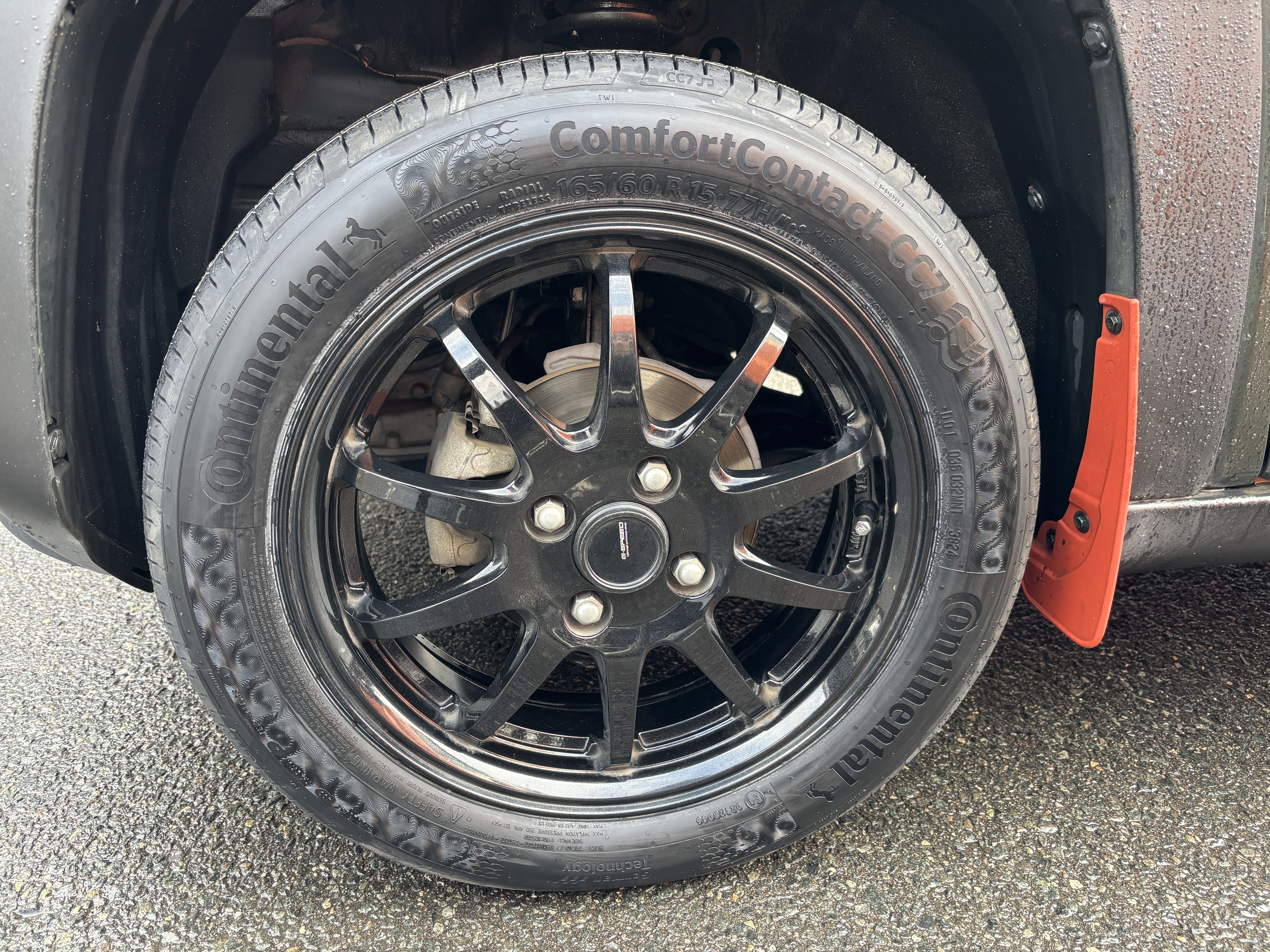 スズキ：ハスラーにContinental ComfortContact CC7 165/60R15装着しま